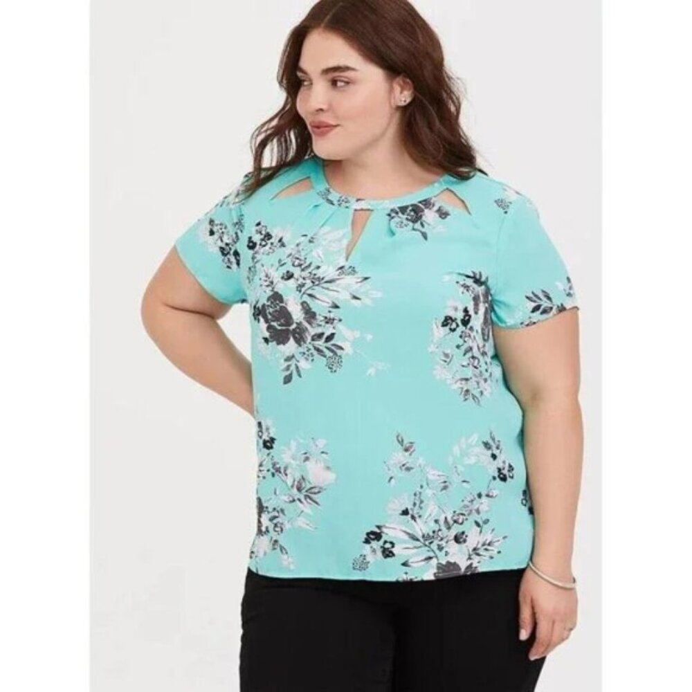 Torrid Aqua Blue Black White Floral Georgette Lightweight Keyhole Blouse